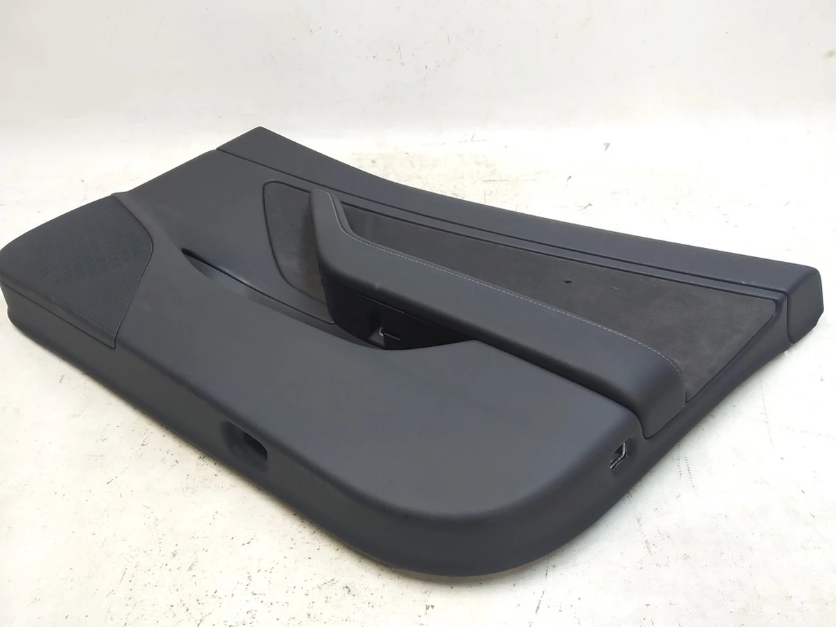 14 Карта двери передней правой PREM BLACK (отделка мягкая) c блоком стеклопод.(глянец) Tesla model 3 1090411-91-L