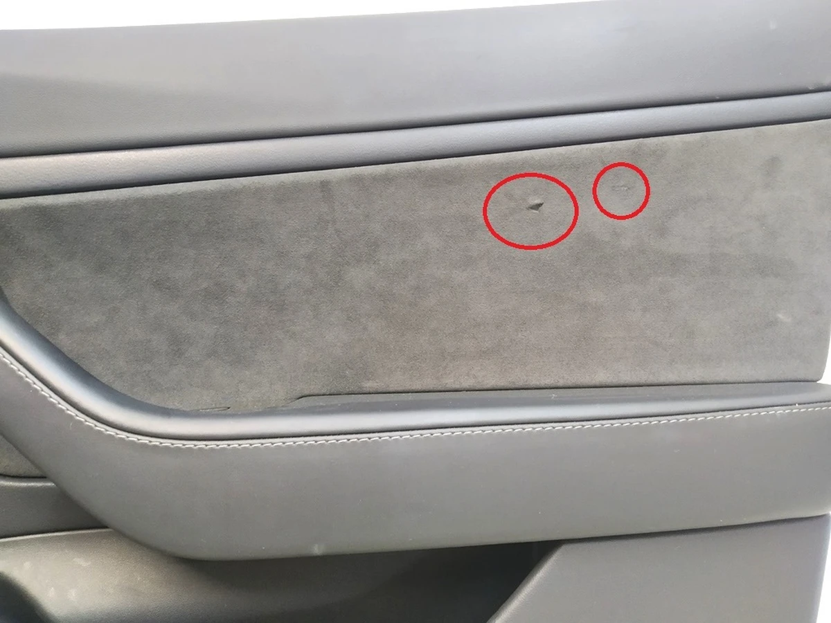 14 Карта двери передней правой PREM BLACK (отделка мягкая) c блоком стеклопод.(глянец) Tesla model 3 1090411-91-L