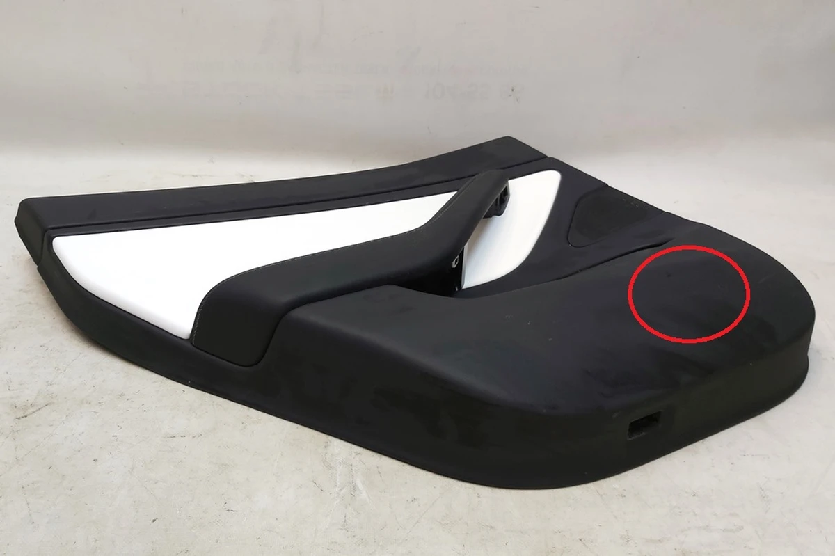 1 Rear left door card PREM WHITE with damage Tesla model 3 1090413-01-L