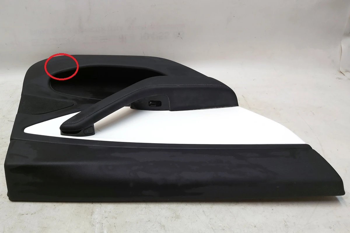 1 Rear left door card PREM WHITE with damage Tesla model 3 1090413-01-L