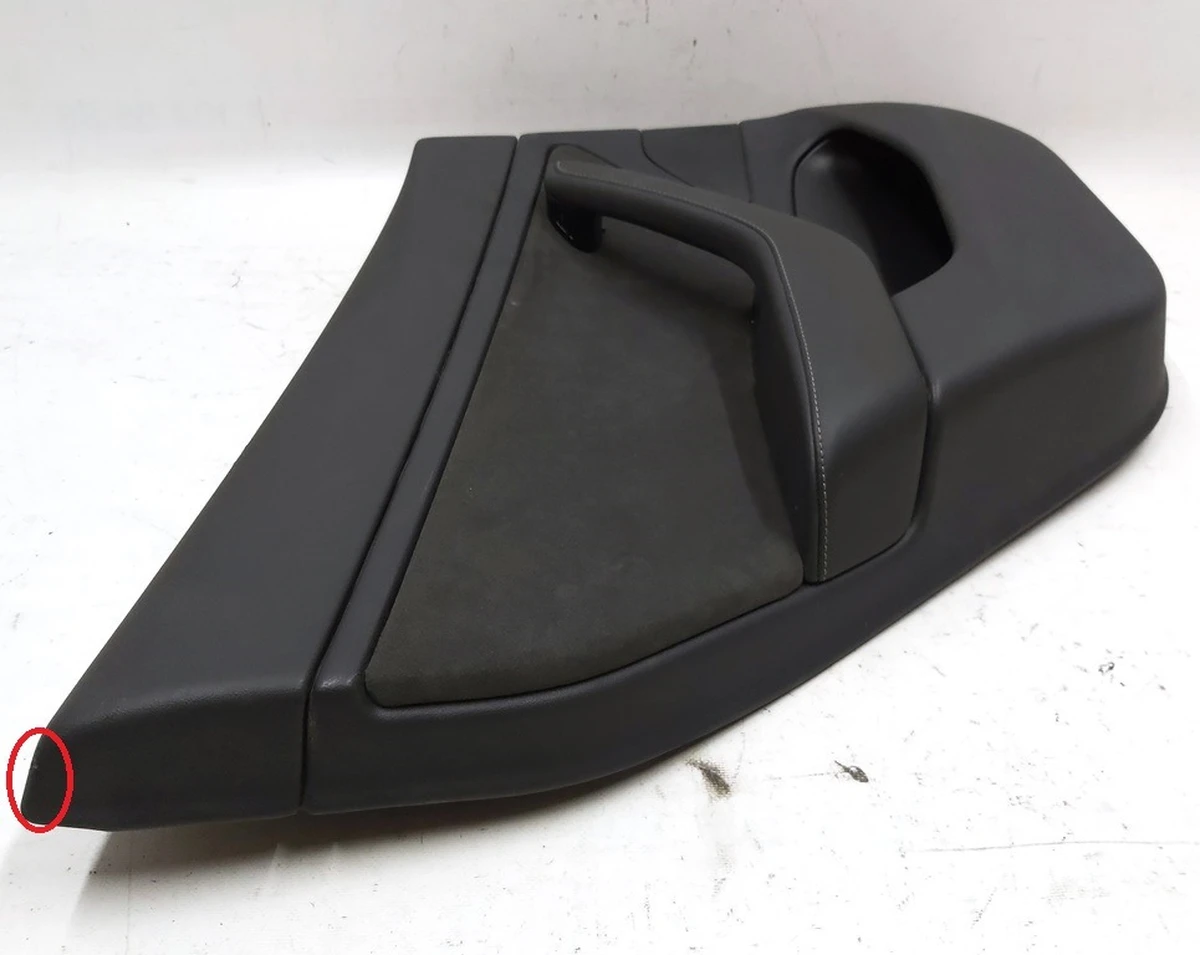 1 M3, DOOR TRIM, REAR LH, PREM BLACK speakers with damage Tesla model 3 1090413-01-M