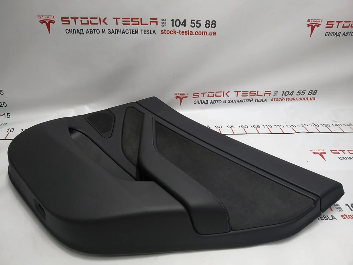 11 Rear right door card assembly PREM BLACK Tesla model 3 1090415-01-M