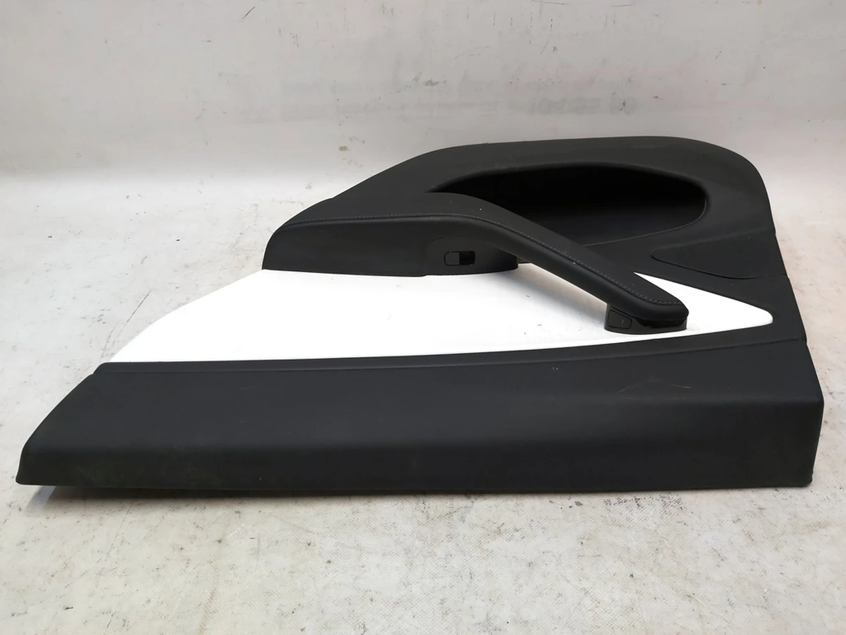 11 DOOR TRIM, REAR RH, PREM WHITE without power window unit with damage Tesla model 3 1090415-02-M