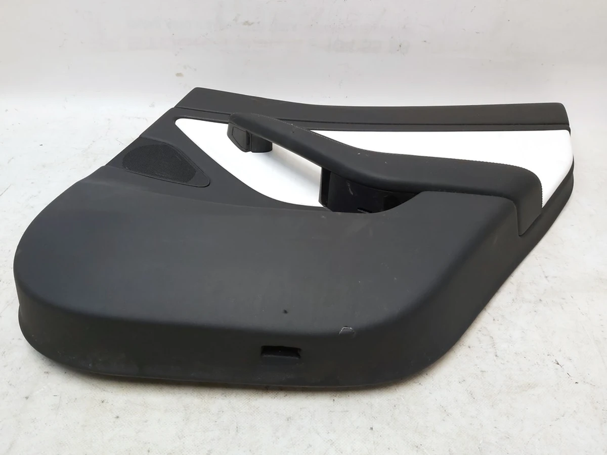 11 DOOR TRIM, REAR RH, PREM WHITE without power window unit with damage Tesla model 3 1090415-02-M