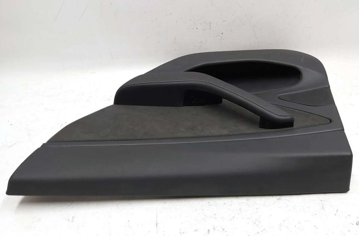 11 Rear right door card assembly PREM BLACK damagedTesla model 3 1090415-01-M