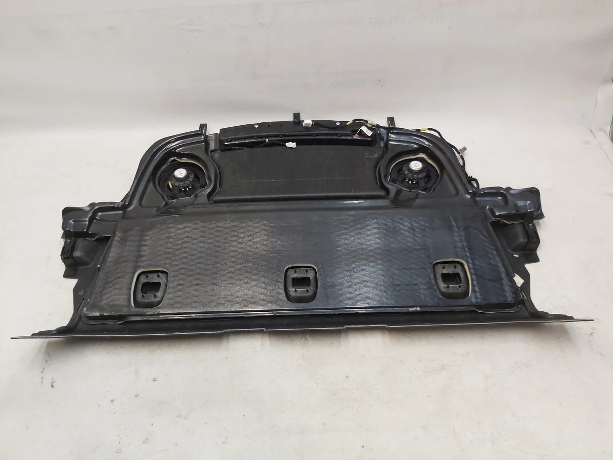 3 Полиця багажного відсіку верхня в зборі з динаміками, проводкою, шумоізоляцією та стоп ліхтарем з пошкодженням Tesla model 3 1128021-00-E