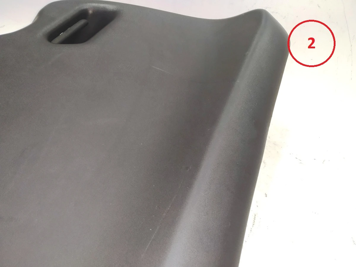 2 Карта крышки багажника (с повреждениями) Tesla model 3 1090454-00-I