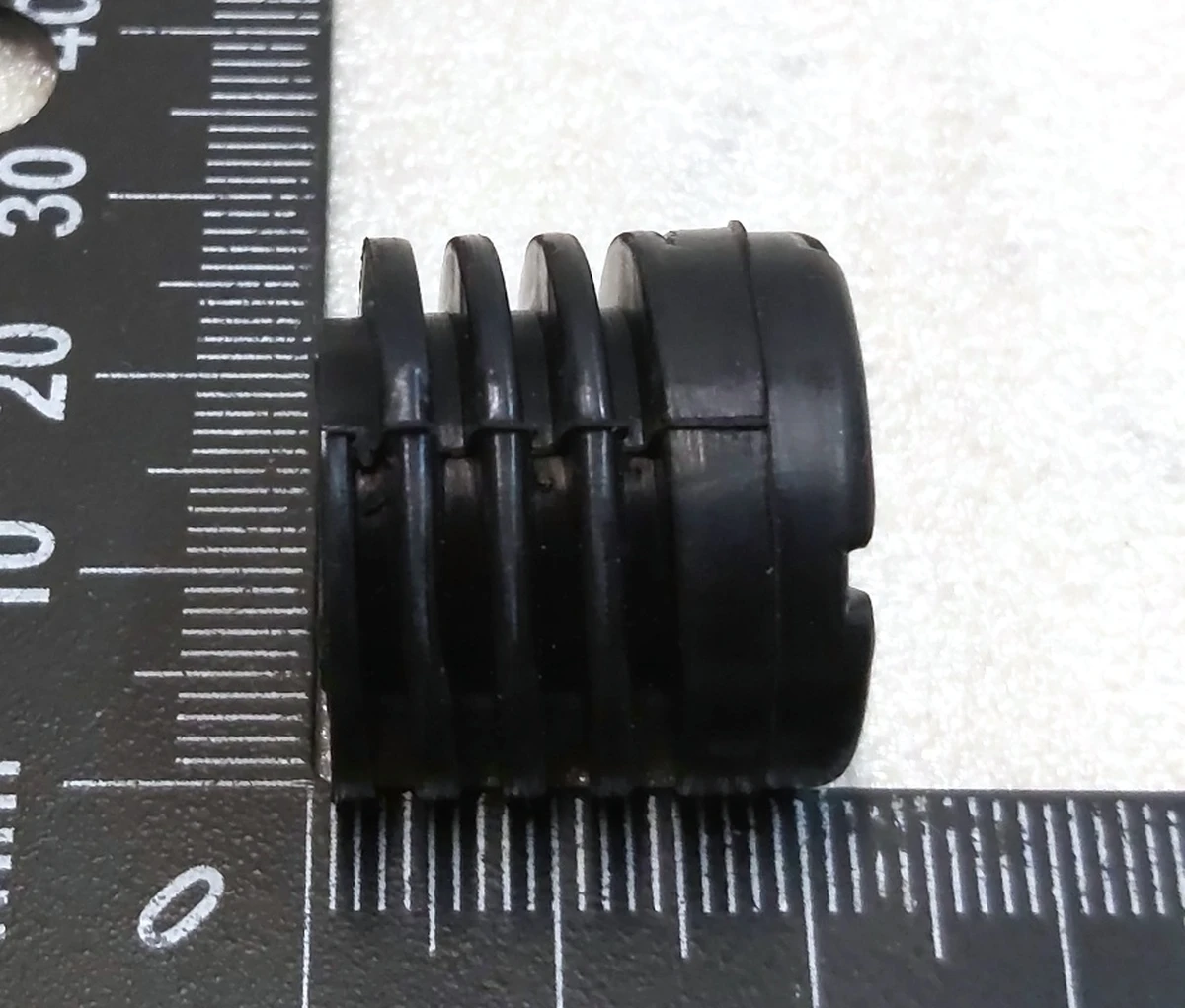 2 Демпфер упору кришки капота верхній Tesla model 3, model Y 1090735-00-C