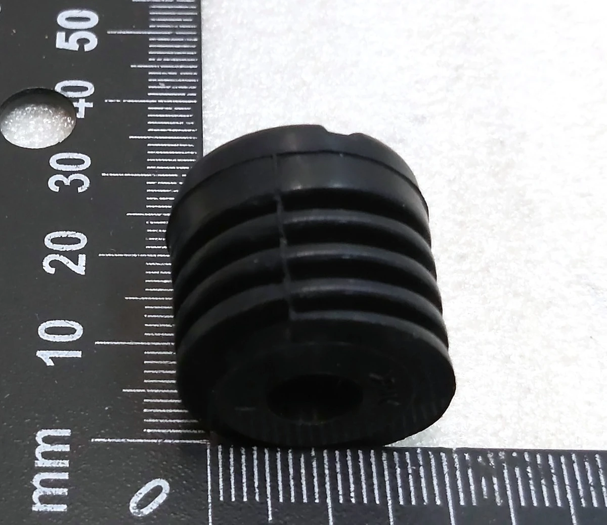 2 Демпфер упору кришки капота верхній Tesla model 3, model Y 1090735-00-C