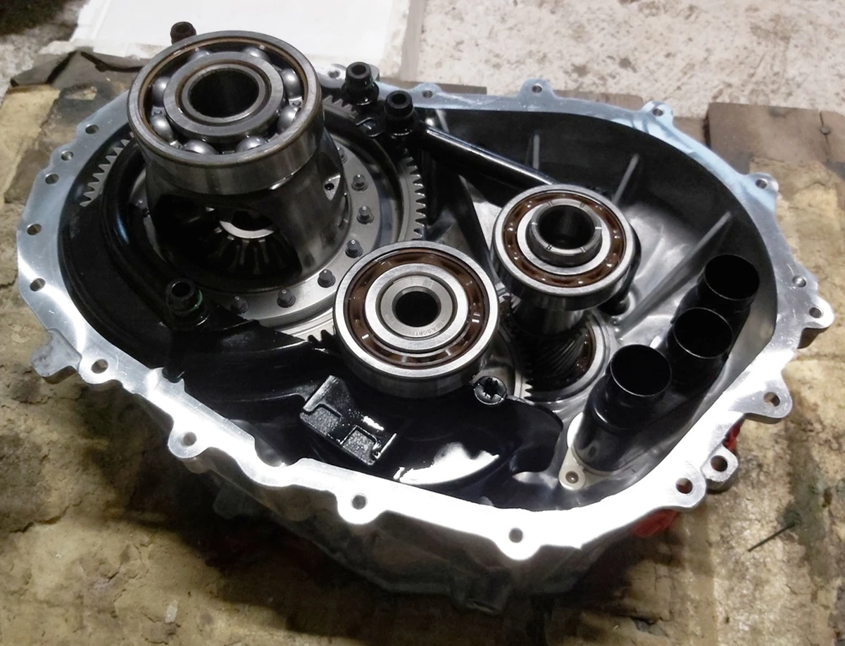 1 Rear motor gear housing MOSFET stator side assembly Tesla model 3 1090762-50-F