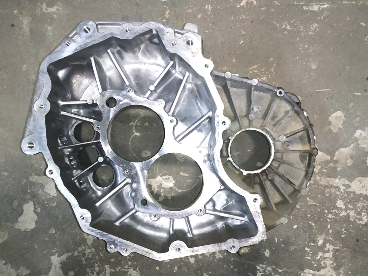 1 Картер редуктора мотора заднього MOSFET з боку статора Tesla model 3 1120970-00-F