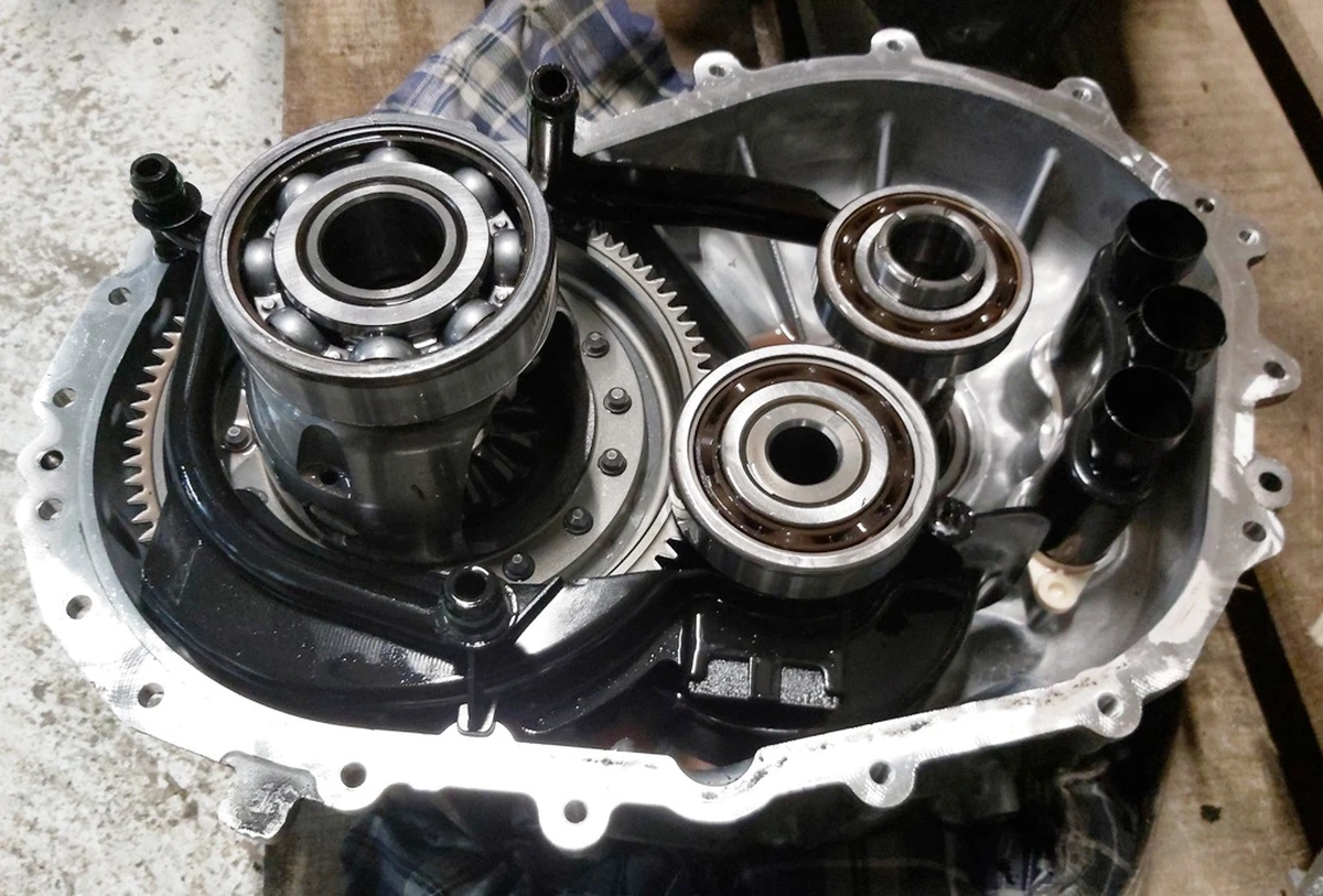 Картер редуктора мотора заднього MOSFET з боку статора в зборі Tesla model 3 1120990-00-H