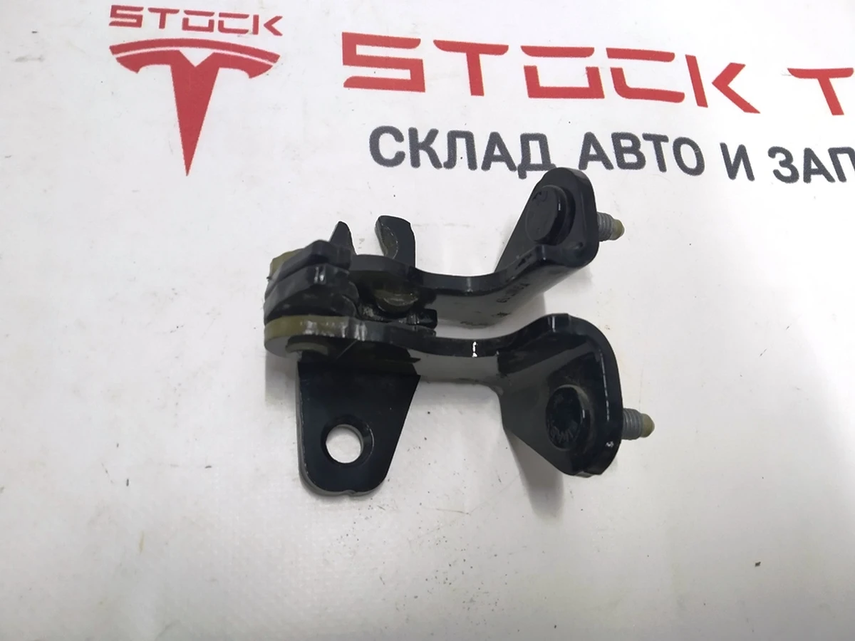 1 Rear right upper door hinge PBSB Tesla model 3 1091332-00-F