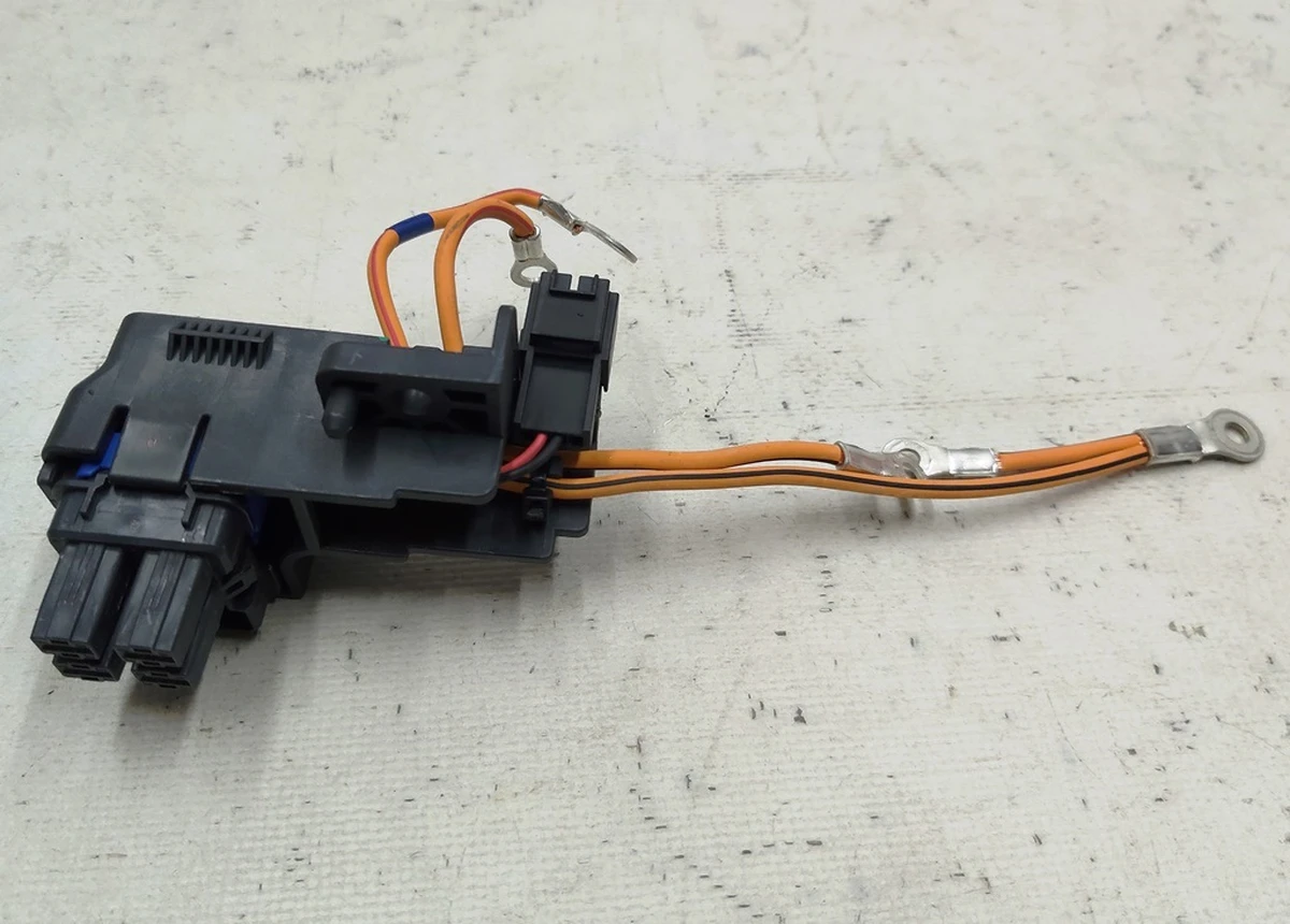 Разъём высоковольтный 600V основной батареи Tesla model 3, model Y 1091457-00-D