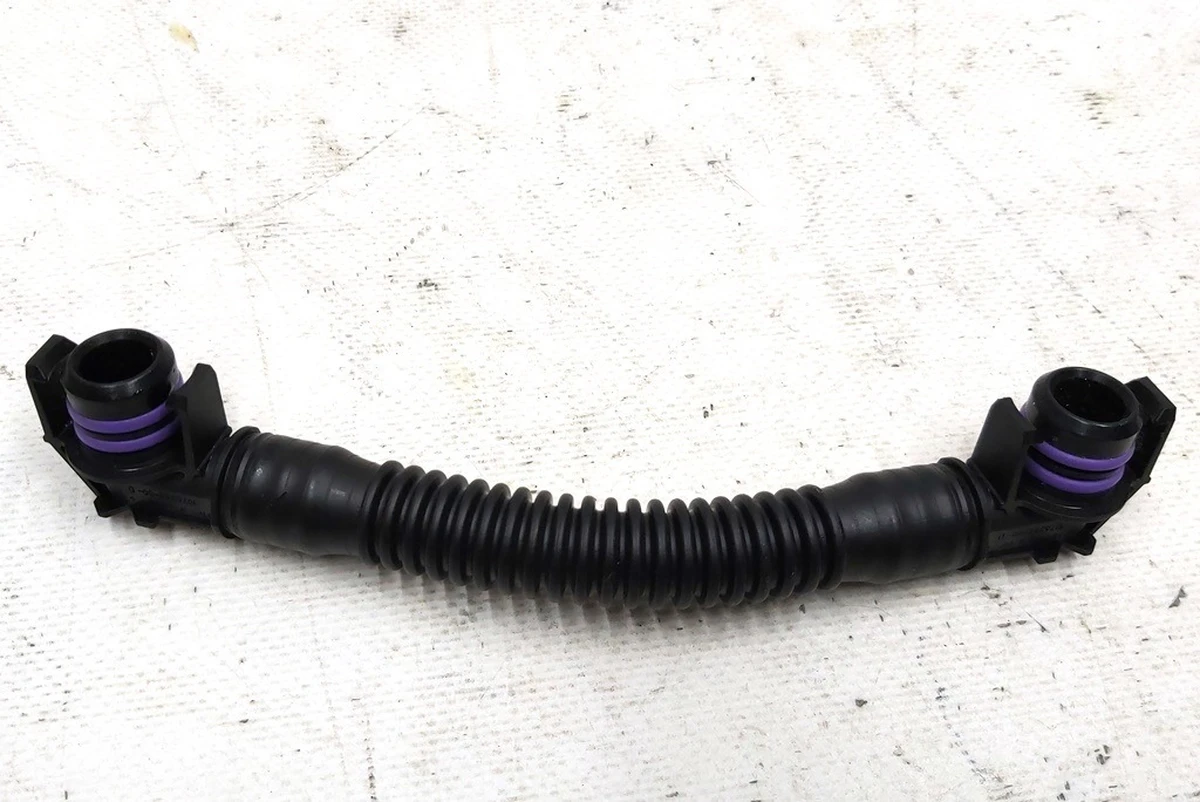 Cooling system branch pipe of the main battery LR Tesla model 3 1091582-00-C