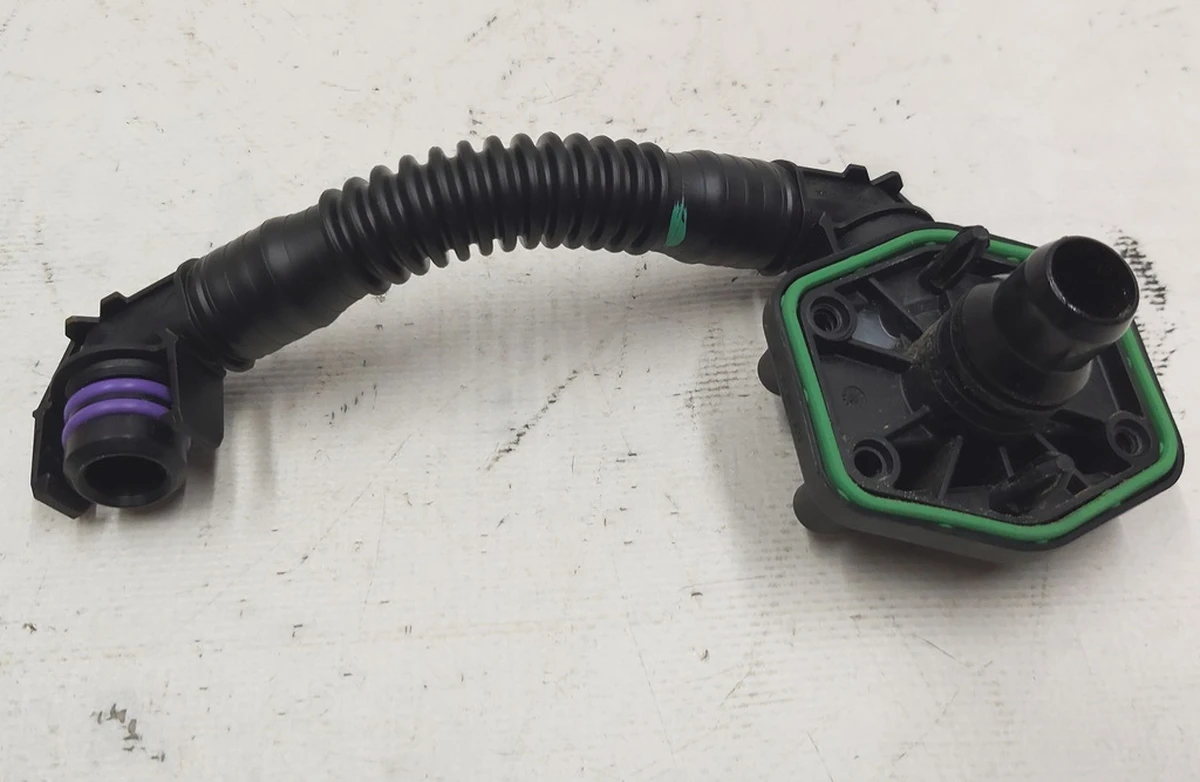 Cooling system branch pipe main battery assembly Tesla model 3 1091585-00-C