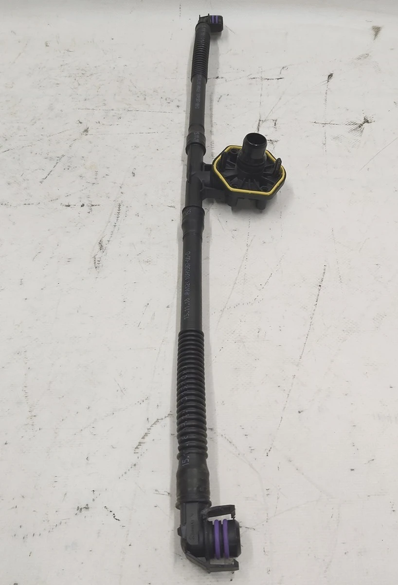 Main battery cooling pipe with damage Tesla model 3 1091587-00-C