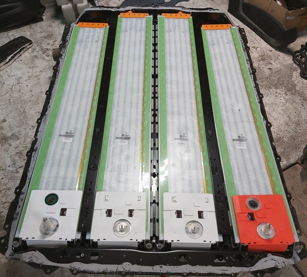 Long Range Tesla model 3 1104424-10-K main battery module