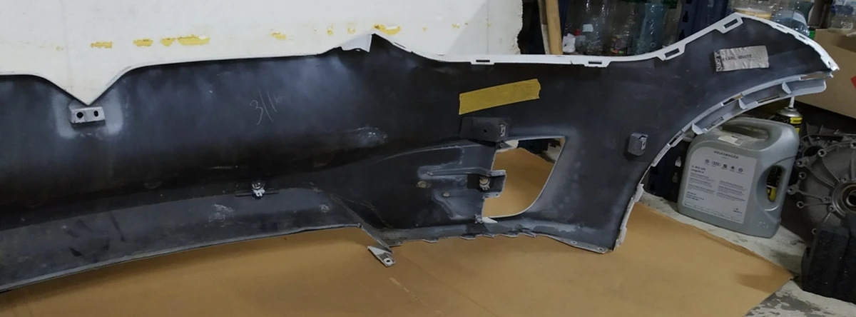 Бампер передній (AUTOPILOT) PEARL WHITE MULTI-COAT-PPSW в зборі з кронш. креп. парктроников і противотум. фар (з пошкодженим.) Tesla model X 1091879-S3-A