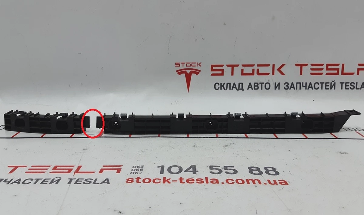 5 Rear bumper mounting bracket right with damage Tesla model S, model S REST 1091987-00-C