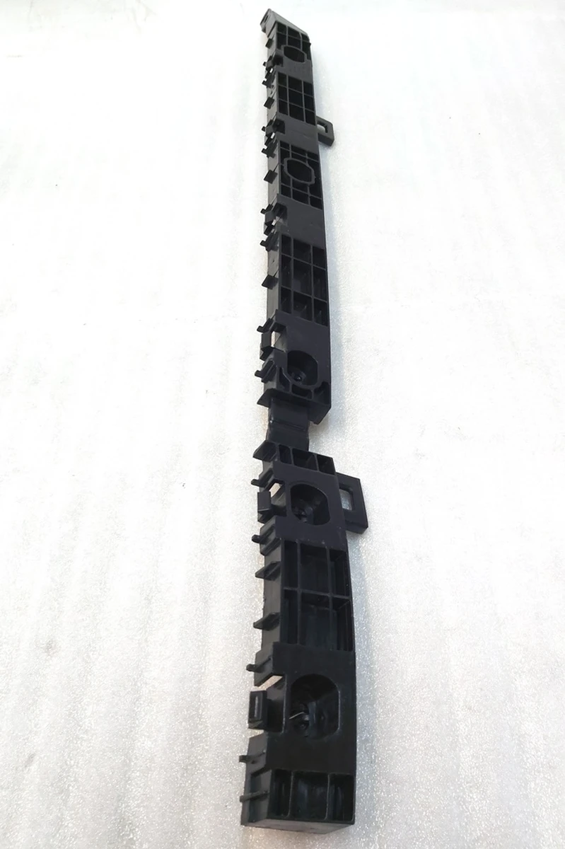 5 Кронштейн заднього бампера правий Tesla model S, model S REST 1091987-00-C