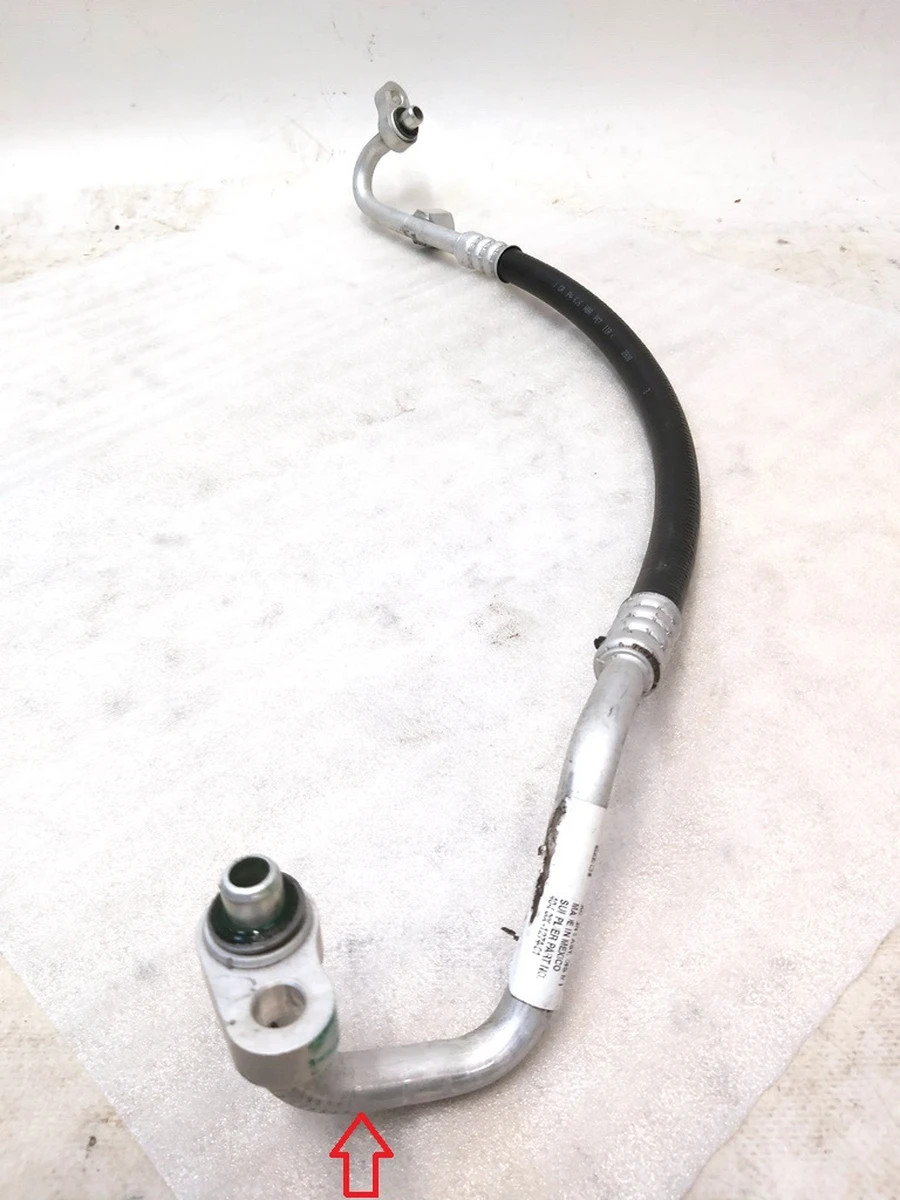 10 Трубопровід кондиціонера випускний Tesla model 3 1092158-00-F