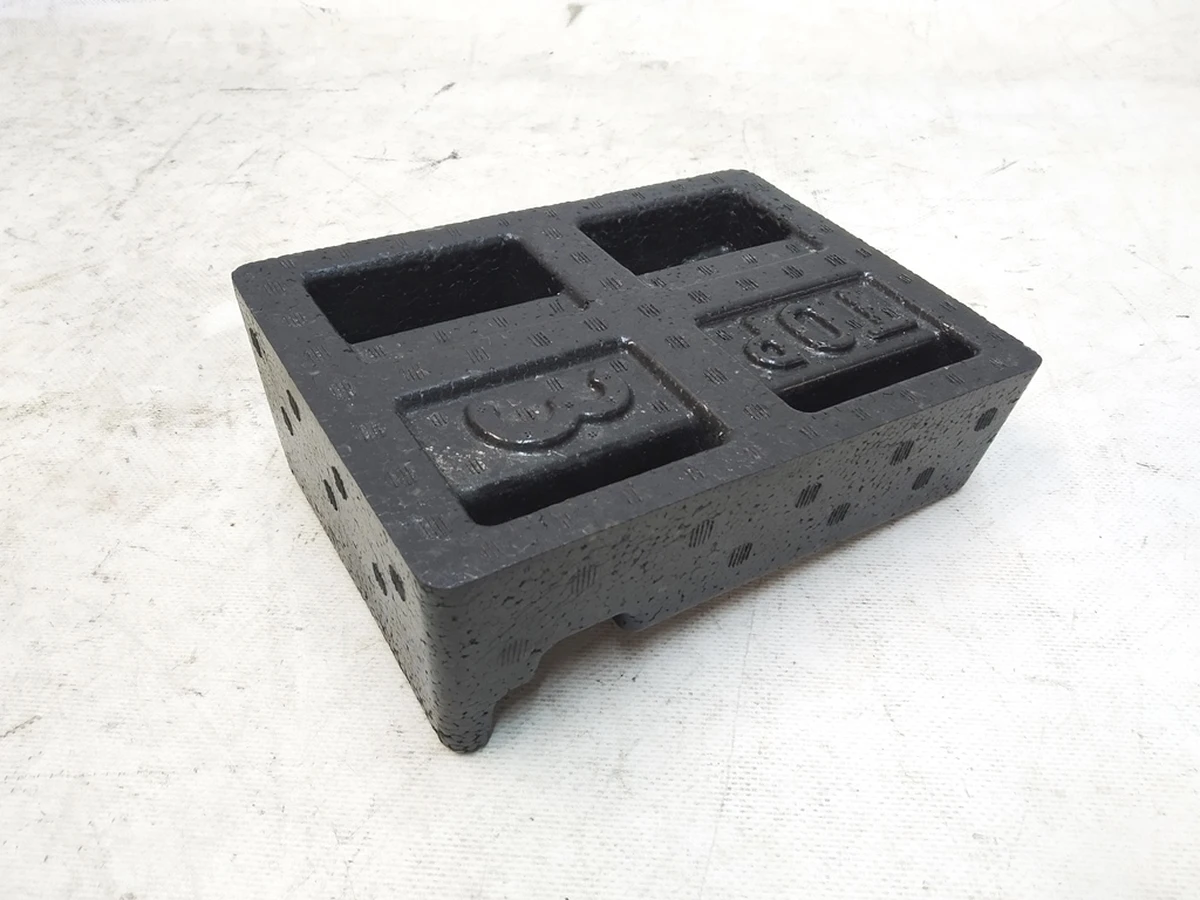 14 Панель заповнення пустот (2-й ряд сидінь) опора підлоги лівий Tesla model X 1092179-00-B