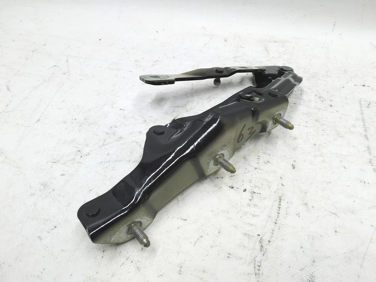 2 Петля крышки багажника правая PBSB Tesla Model 3 1092821-00-D