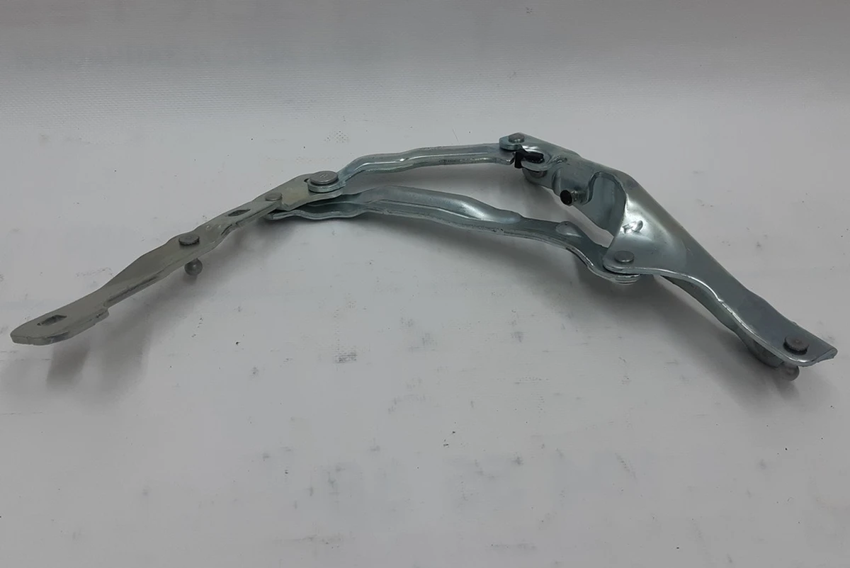 2 TRUNK HINGE RH Tesla Model 3 1092821-00-E