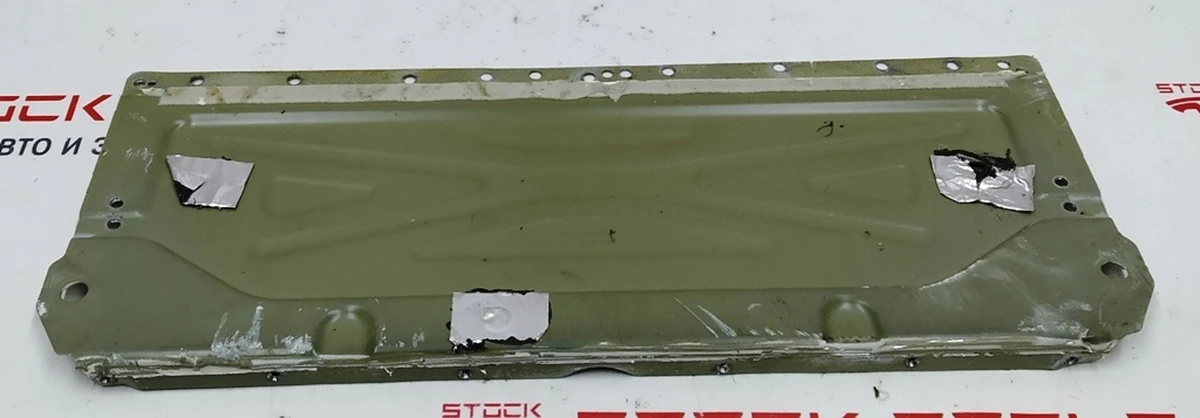 Body panel bottom center front Tesla model 3 1073828-S0-B