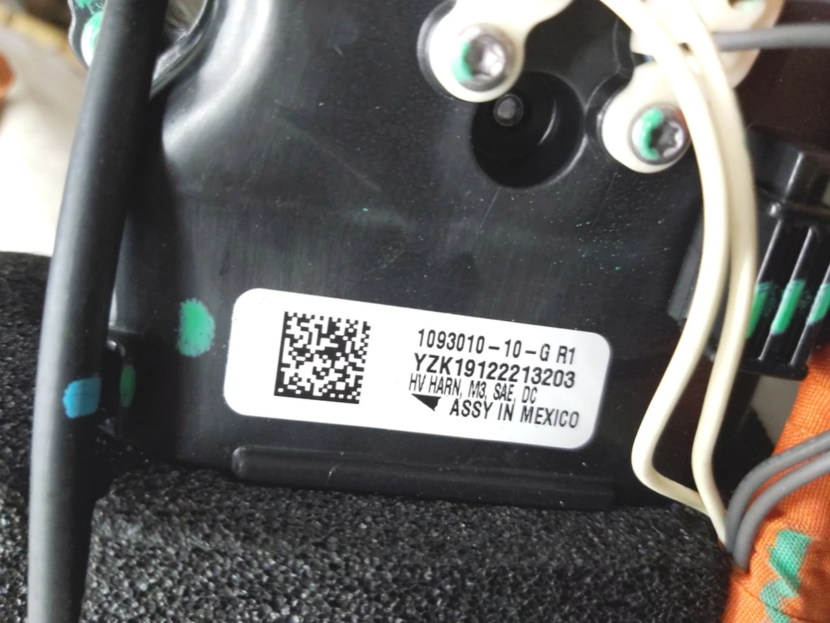1 HV HARN,INLET,NA,CP,M3 Tesla model 3 1449495-10-E