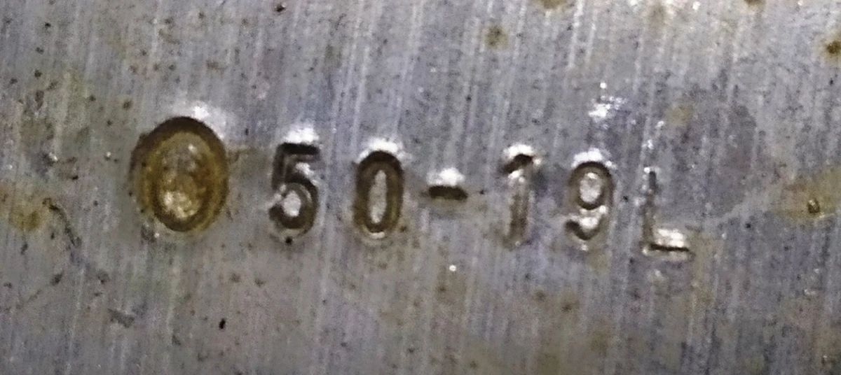 Bracket-guide amplifier rear bumper left Tesla model 3 1095314-00-C