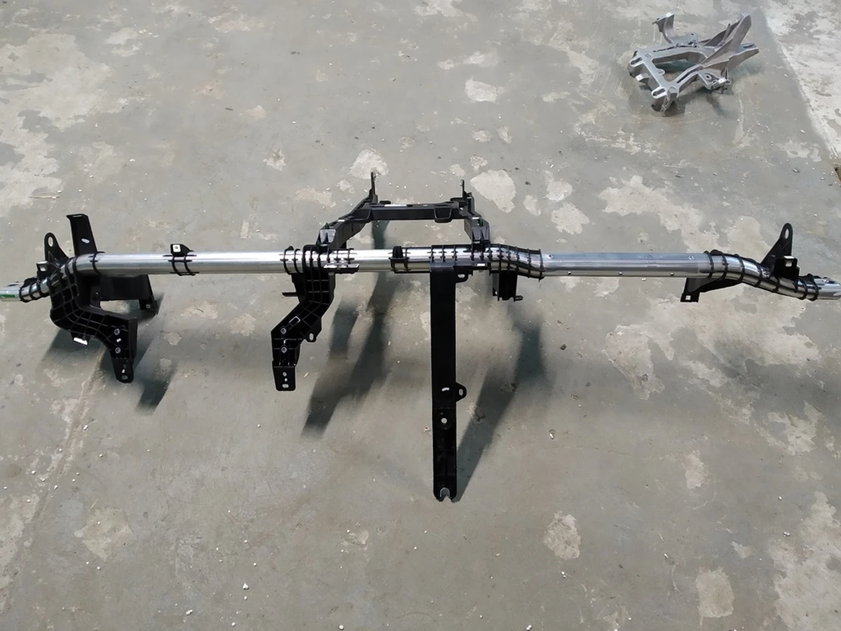 1 Каркас кріплення торпеди Tesla Model Y 1095440-00-I.