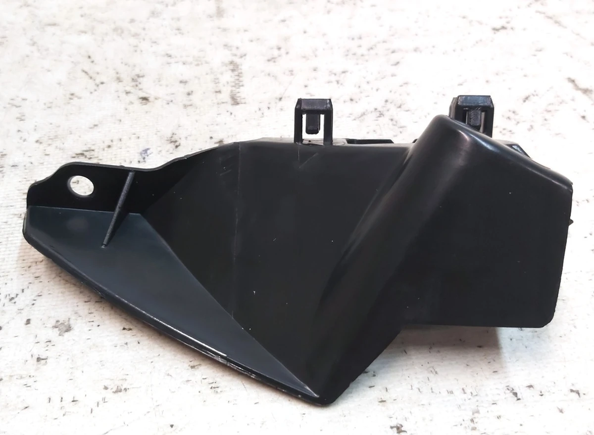 2 Напрямна крила переднього ліва (черепашка) Tesla model S, model S REST 1095495-00-A