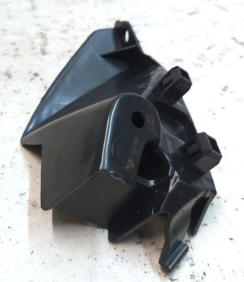 2 Напрямна крила переднього ліва (черепашка) Tesla model S, model S REST 1095495-00-A