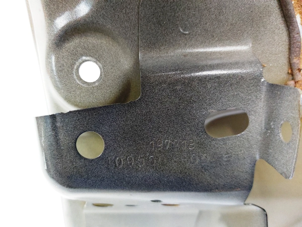 30 ASSEMBLY, LAMP CAN, LEFT Tesla Model 3 1899301-S0-A 1095507-00-E