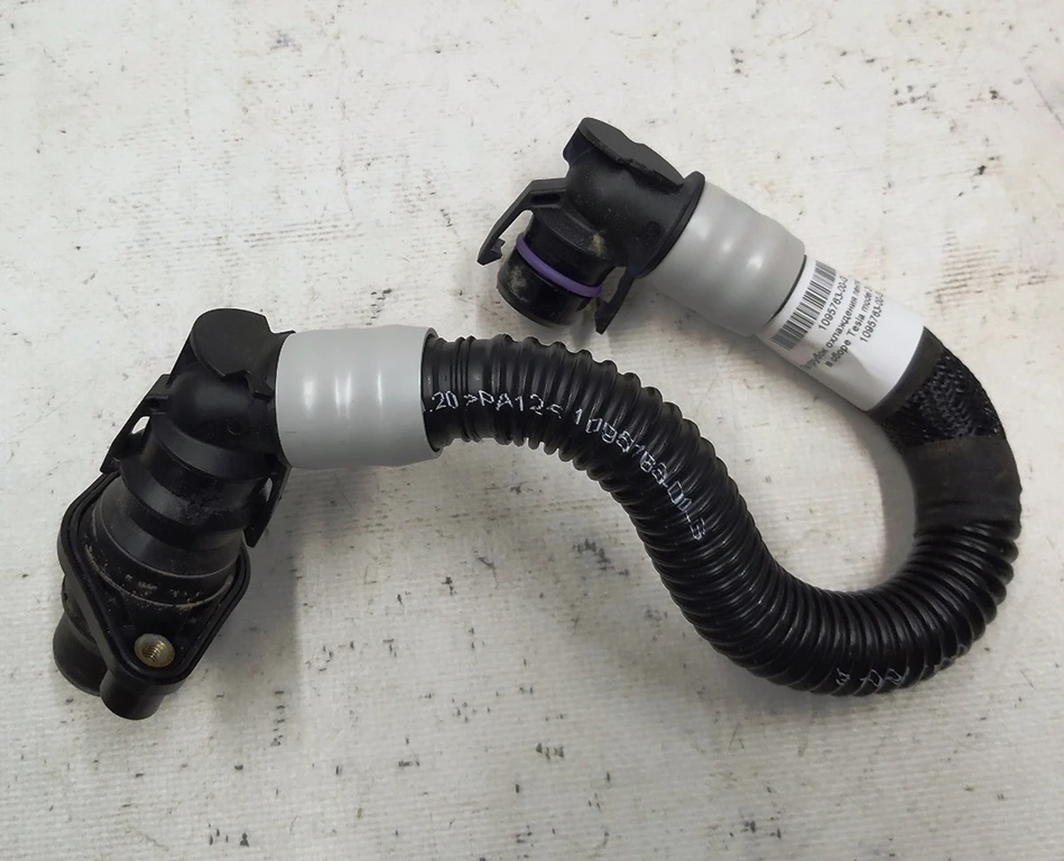 18 ASY,HOSE,INLET,PCS, Tesla Model 3, Model Y 1095763-00-G
