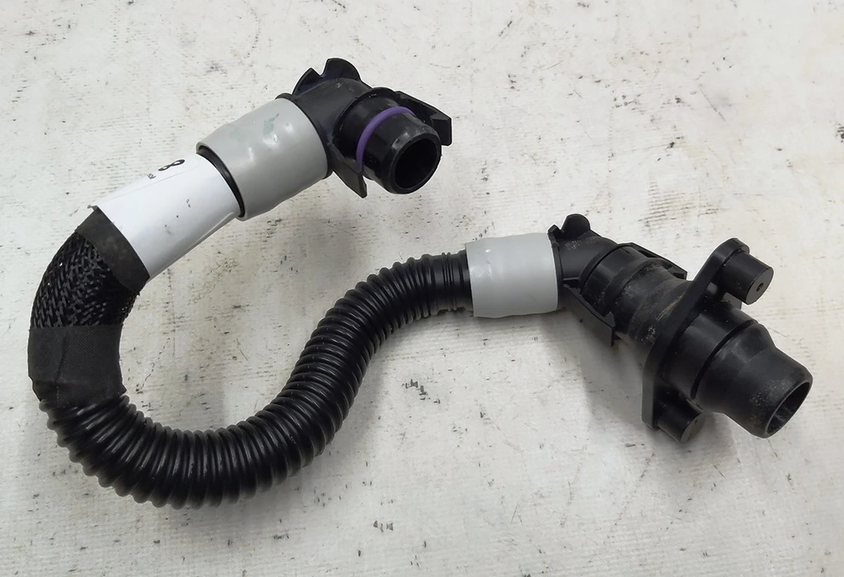 18 ASY,HOSE,INLET,PCS, Tesla Model 3, Model Y 1095763-00-G
