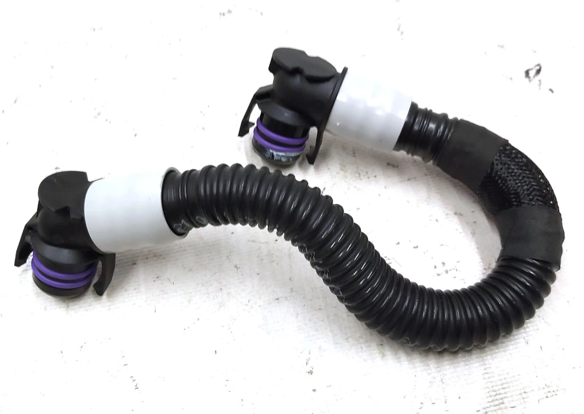 Патрубок охолодження пентхауса впускний Tesla model 3 model Y 1095763-00-G