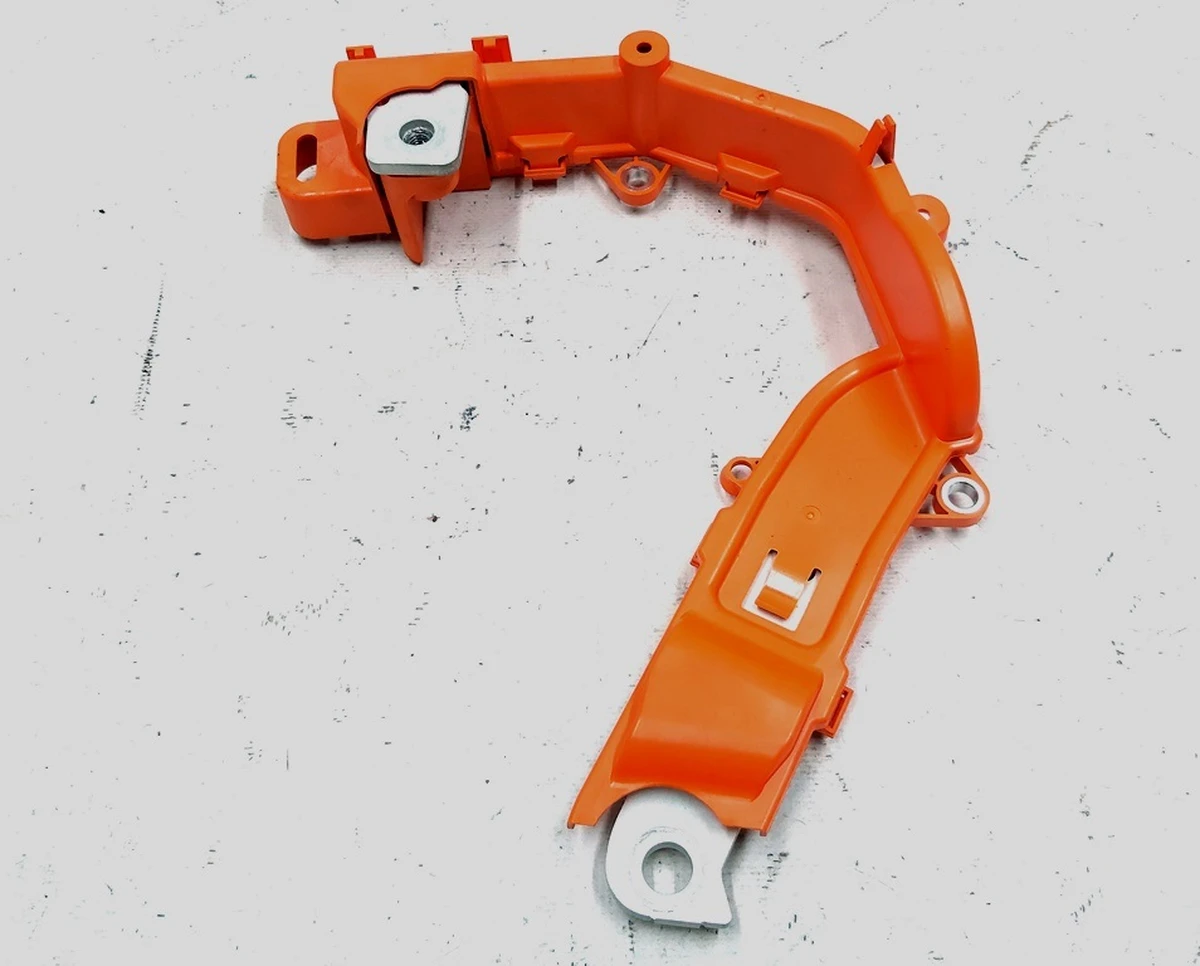 Busbar high-voltage penthouse in the insulator case Tesla model 3 model Y 1095891-00-G