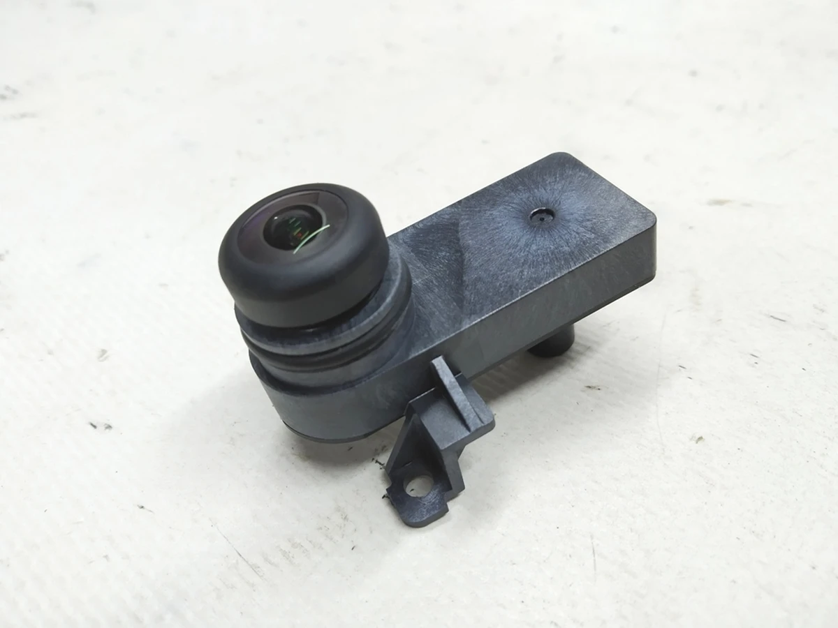 1 Камера заднього виду Tesla Model 3, Model Y 1095949-00-E