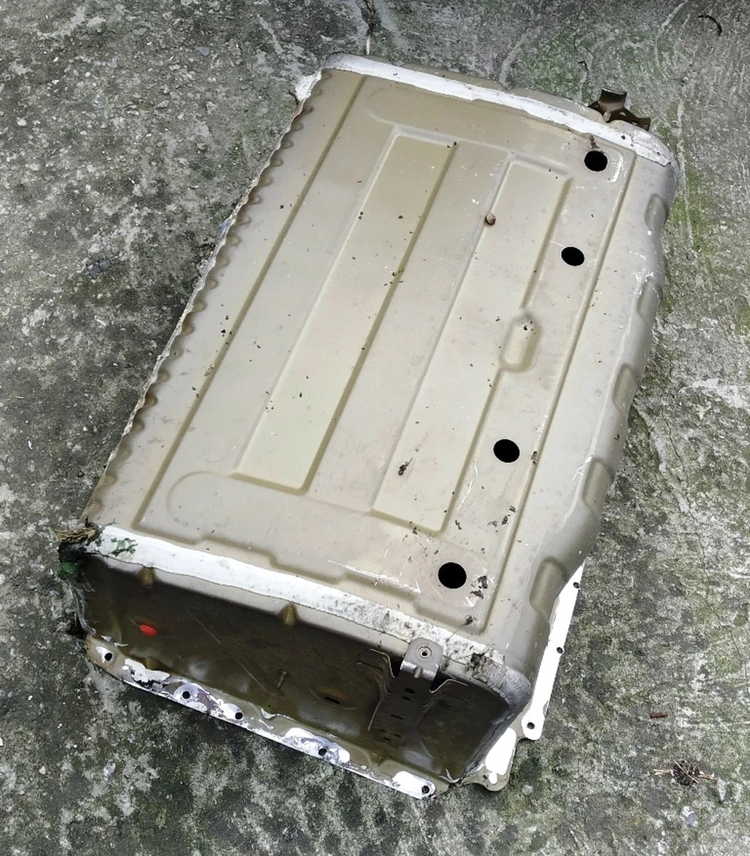 2 Задню кишеню кузова Tesla Model 3, Model 3 Jan 2024 1095966-S0-A 1776527-S0-A