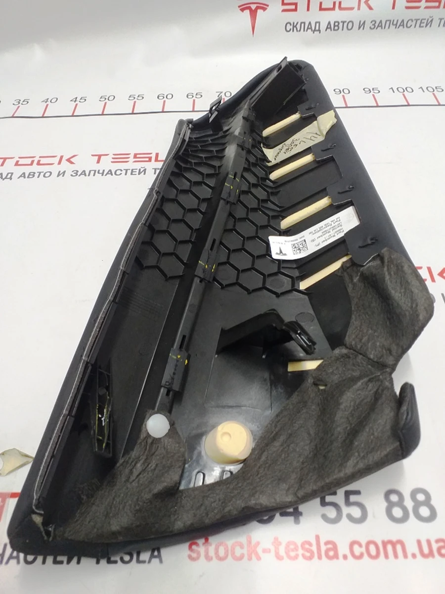 2 Подушка сидіння 2-го ряду ліва (PUR BLK) Tesla model 3 1096027-01-I