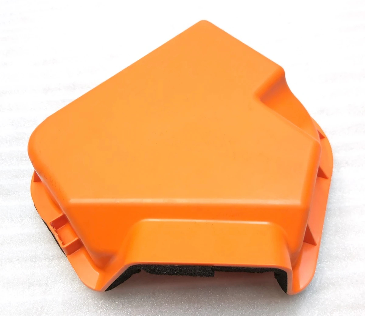 4 ASY,CLOSEOUT PNL,CP,M3,ALL REGIONS with damage Tesla model 3 1479255-00-B 1095565-00-C