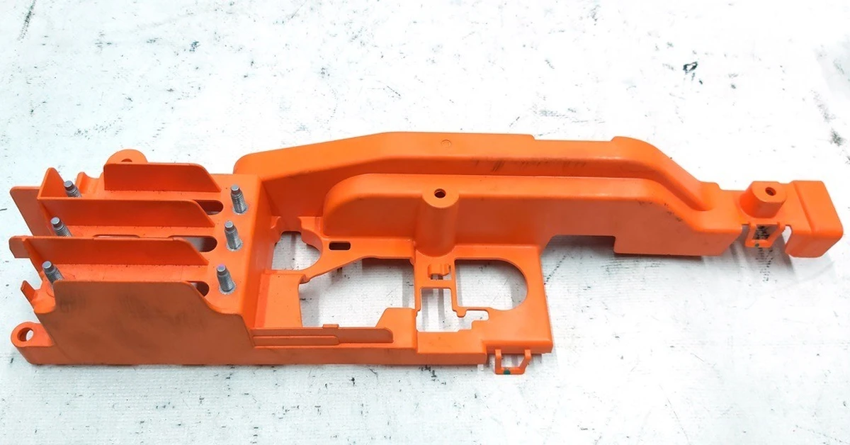 Penthouse upper control panel cover for main battery Tesla model 3 1096398-00-F