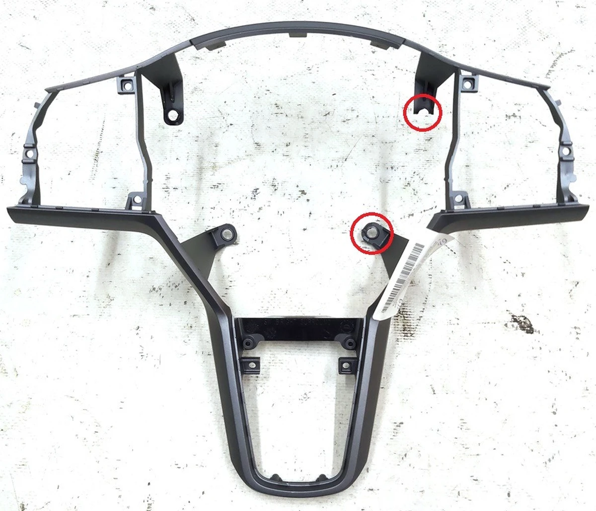 Корпус декоративний подушки безпеки водія на рульовому колесі з пошкодженням Tesla model 3 1096973-00-E