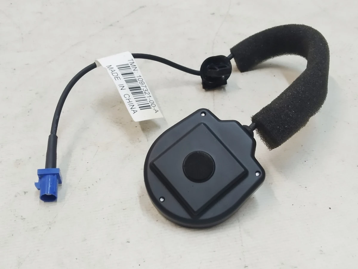 1 ANTENNA, GNSS, WW,  Tesla Model S, Model S REST, Model X 1097321-00-B