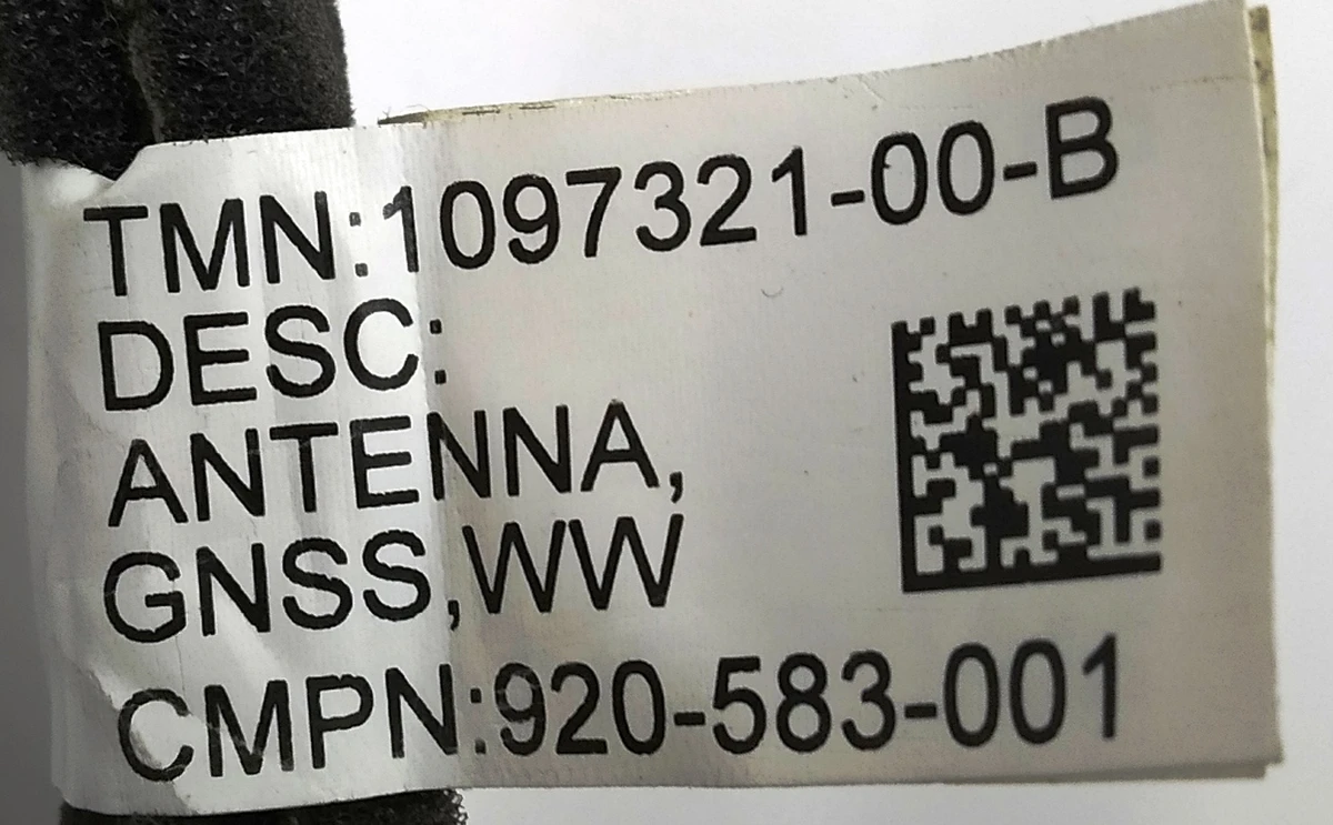 1 Антена GPS Tesla Model S, Model S REST, Model X 1097321-00-B
