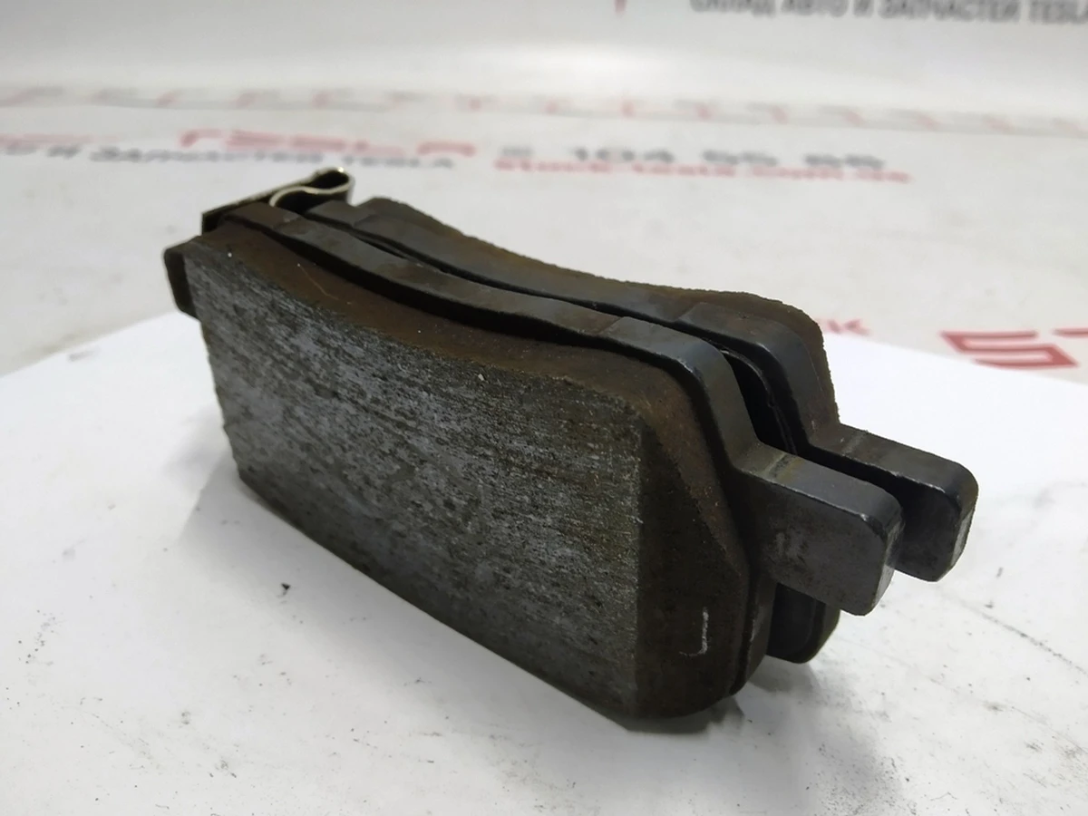 3 Колодки гальмівні задні MANDO (комплект 2 штуки) Tesla model S REST, Tesla model X 1097416-00-B 