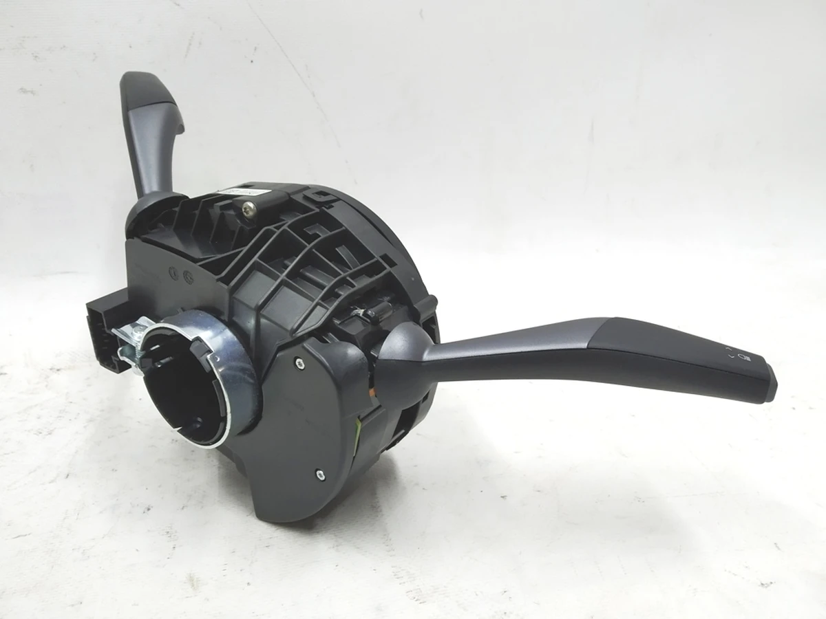 3 Модуль управления рулевой колонкой Tesla model 3 1097662-00-N